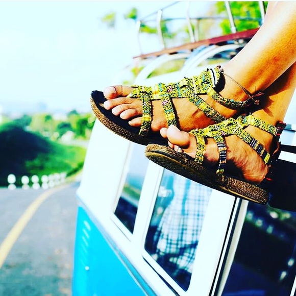 Meet your Posher, Tawni - Picture 4 of 8